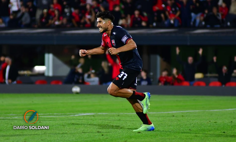 Newell’s jugó mal, pero luchó y lo empató sobre el final ante Estudiantes