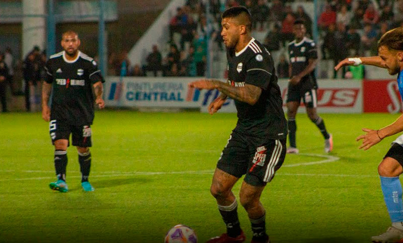Clausura: Riestra es infalible de local, venció al Lobo y agiganta su invicto
