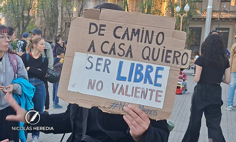 Tras el triple femicidio, Rosario se movilizó para pedir justicia por Brenda, Lara y Morena
