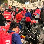 Protesta y movilización de cadetes de Pedidos Ya:  «Nos aumentaron $10 y nos pagan 3 pedidos como si fueran uno»