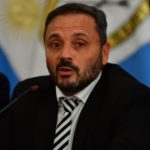Pedirán perpetua para los tres acusados de asesinar a un gendarme en Roldán y tirarlo a un aljibe