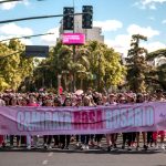 Más de 9.000 personas participaron de la Caminata Rosa Rosario en apoyo a la lucha contra el cáncer de mama