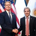 Según The Wall Street Journal, Bessent y Caputo negocian mayor influencia norteamericana en el uranio argentino