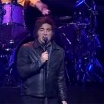 En otra realidad, Milei encabezó un acto en el Movistar Arena: modo rockstar, acto partidario y críticas a la oposición