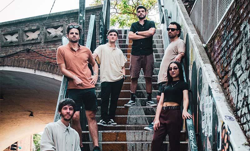 Con su Rock atravesado por otros estilos, Escaleras seguirá presentando “en vivo” su primer EP