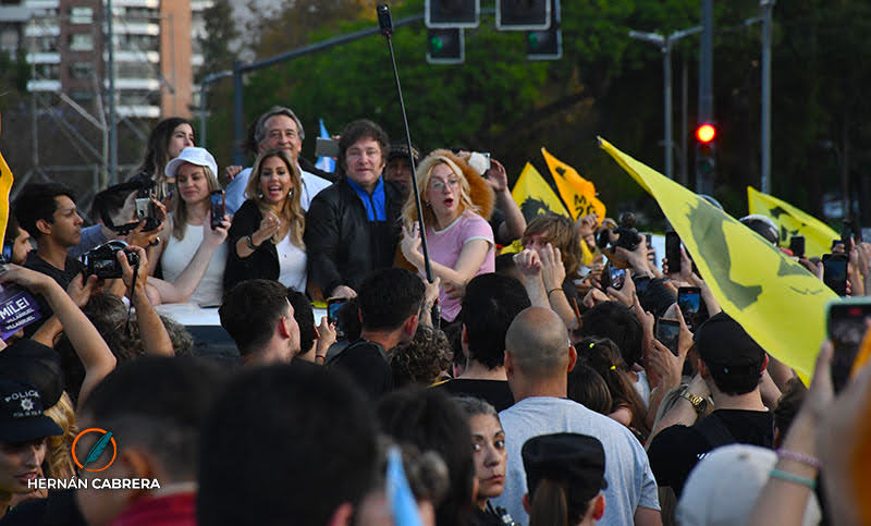 Sindicatos y organizaciones sociales repudian la visita de Milei a Rosario por “ladrón y vendepatria”