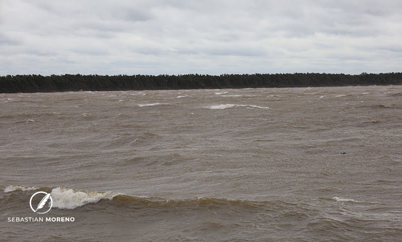 Rosario amaneció con lluvias aisladas y alerta amarillo por vientos: ¿cómo estará el clima para votar?