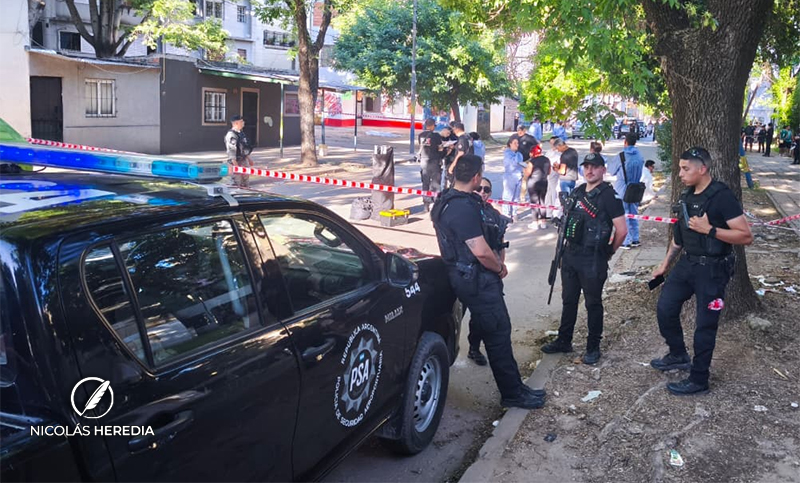 Un joven fue asesinado en plena tarde en la zona oeste