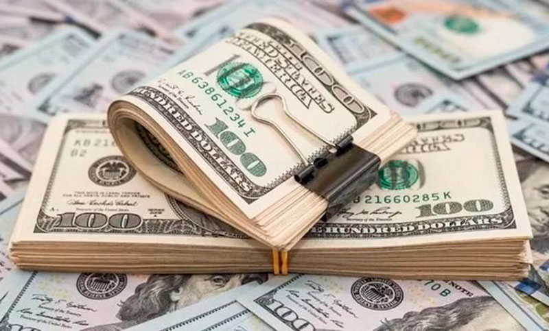 Cargado de incertidumbre: el dólar marca otra suba a dos días de las legislativas