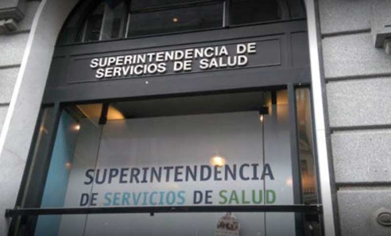 El Gobierno negocia con las obras sociales para devolverles parte de la millonaria deuda