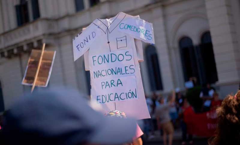 Docentes de todo el país pararán por 72 horas en reclamo de recomposición salarial y mayor presupuesto