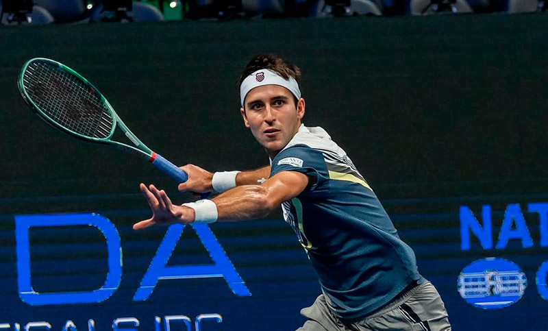 Tomás Etcheverry no pudo con Müller y se despidió del ATP 250 de Atenas