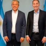 Continuando con el acercamiento de Nación y provincias, Santilli se reunió con el gobernador neuquino Figueroa