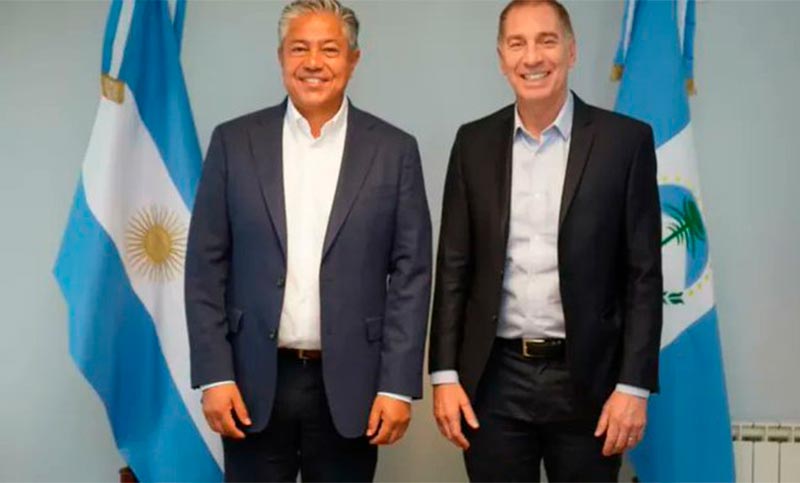 Continuando con el acercamiento de Nación y provincias, Santilli se reunió con el gobernador neuquino Figueroa