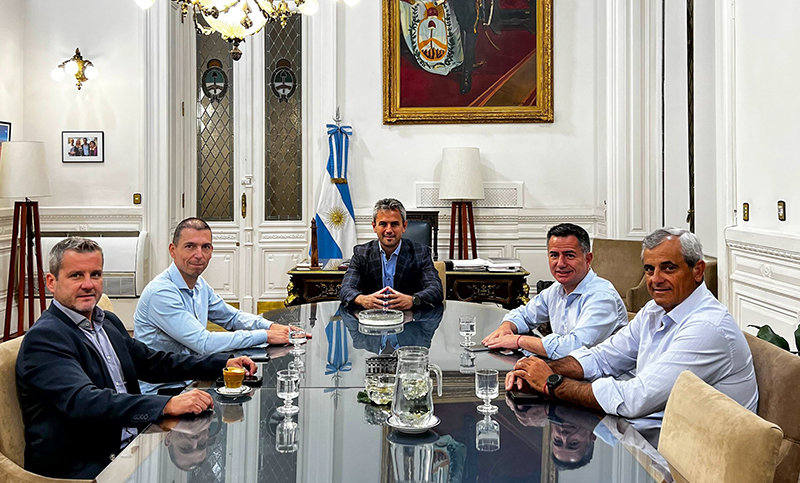 El Gobierno sumó a tres ‘radicales con peluca’ y tendrá 91 legisladores desde diciembre