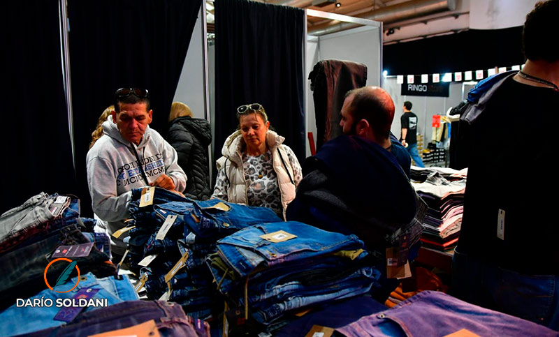 Fabricantes de indumentaria en alerta: «Si esto sigue así no sé cuántas empresas se van a mantener en pie»