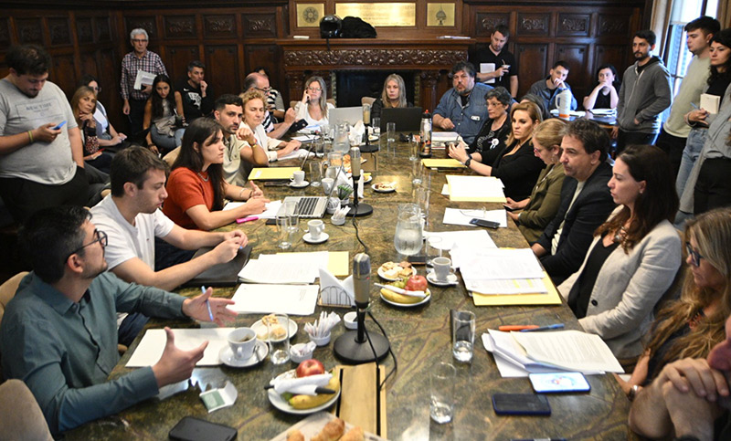 Concejo: consenso total con la autonomía, dudas sobre otros puntos en los que quiere avanzar Javkin