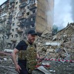 Un ataque aéreo ruso contra Ucrania dejó un saldo de 28 muertos y más de 70 heridos