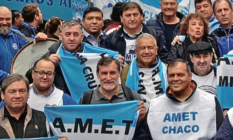 Docentes de escuelas técnicas movilizan al Congreso contra el desfinanciamiento de la Educación Técnico Profesional