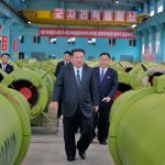 El máximo líder de Corea del Norte subraya la necesidad de expandir la capacidad de producción de misiles