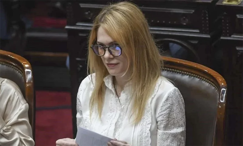 Piden que Lilia Lemoine sea apartada de la Cámara de Diputados por burlarse de los vuelos de la muerte