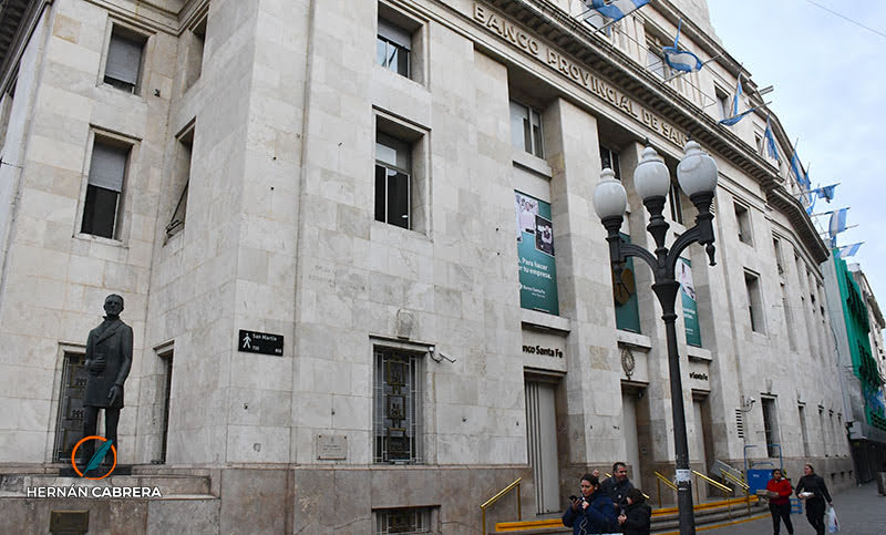 Despiden a seis empleados del Nuevo Banco de Santa Fe y La Bancaria declara alerta y movilización