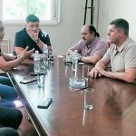 La CGT recibe al gremio de los motociclistas repartidores para enfrentar la reforma laboral