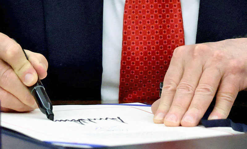 Trump firma una orden por la que declara que el fentanilo es un «arma de destrucción masiva»