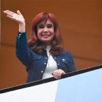 Cristina Kirchner fue trasladada a una clínica porteña e intervenida quirúrgicamente por un cuadro de apendicitis