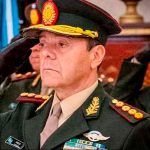 Un contraalmirante con vínculos con Washington quedó al frente de la inteligencia militar