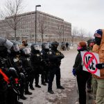 Trump amenazó con militarizar Minnesota tras protestas contra nuevas detenciones violentas