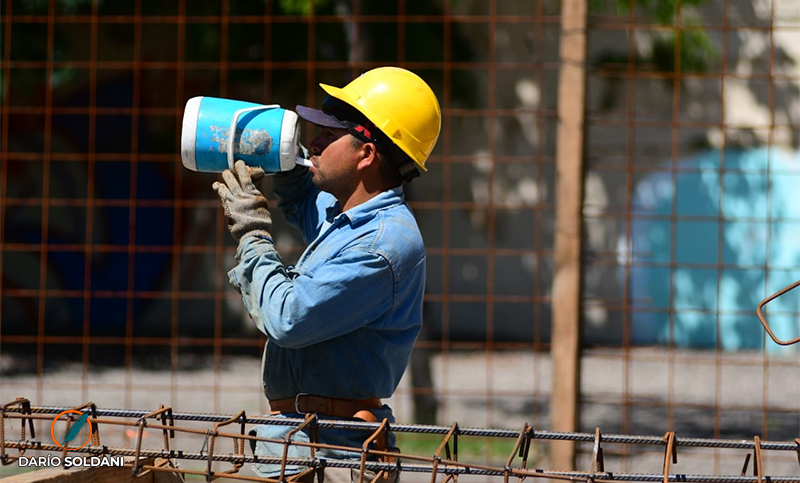 Calorón en Rosario: lunes húmedo, inestable y con alerta naranja por altas temperaturas