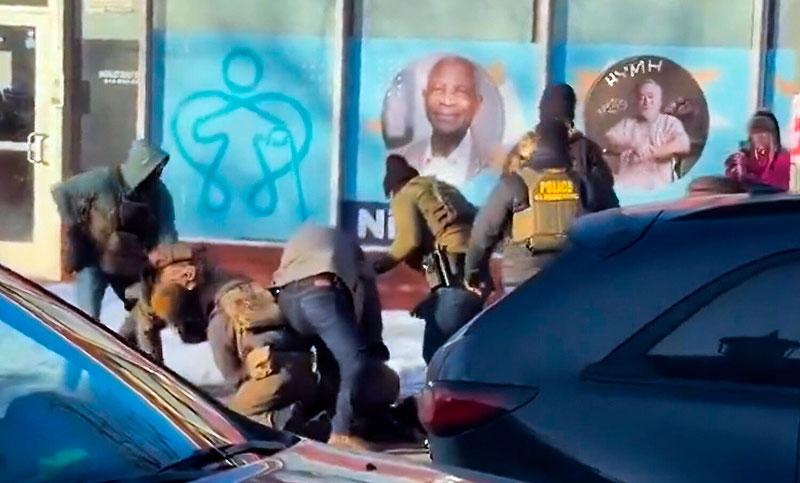 Tensión en Minnesota: agentes federales de inmigración matan a un hombre y estallan las protestas contra Trump