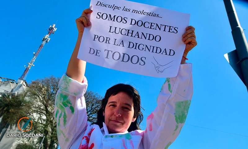 Docentes le responden a Pullaro: “Nos está tomando el pelo”