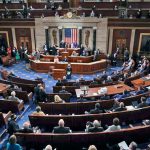 Trump apoya un proyecto bipartidista del Senado para sancionar a países que importen petróleo ruso