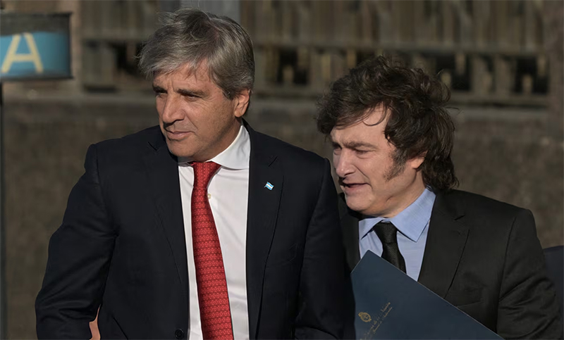 Para Caputo, el viaje al Foro de Davos fue “muy fructífero” porque Milei “se consolidó como líder mundial”