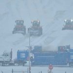 Se agrava la tormenta invernal que azota a Estados Unidos: se estrelló un avión y ya se registran alrededor de 30 muertos