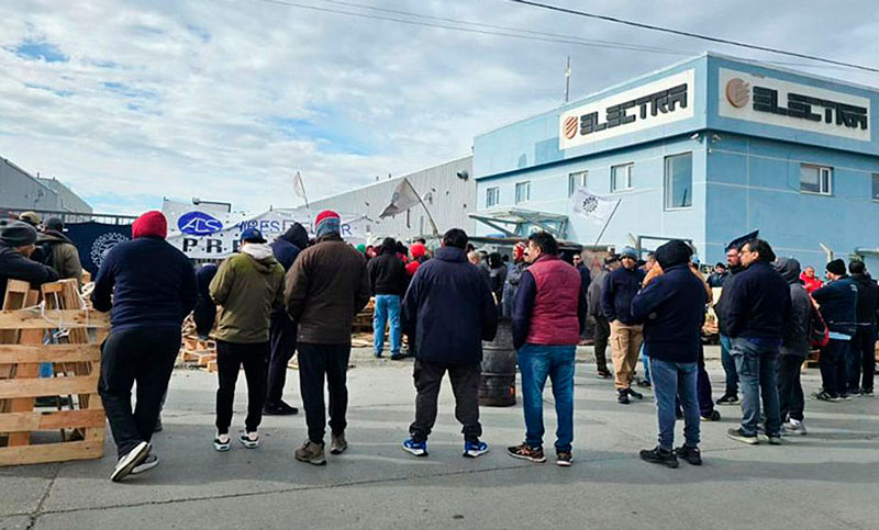 La fábrica de aires acondicionados Fedders solicitó la quiebra y los operarios continúan con la toma de la planta