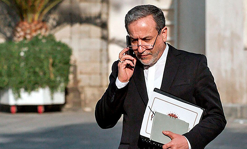 El canciller iraní conversa con sus homólogos egipcio y ruso sobre negociaciones indirectas con Estados Unidos