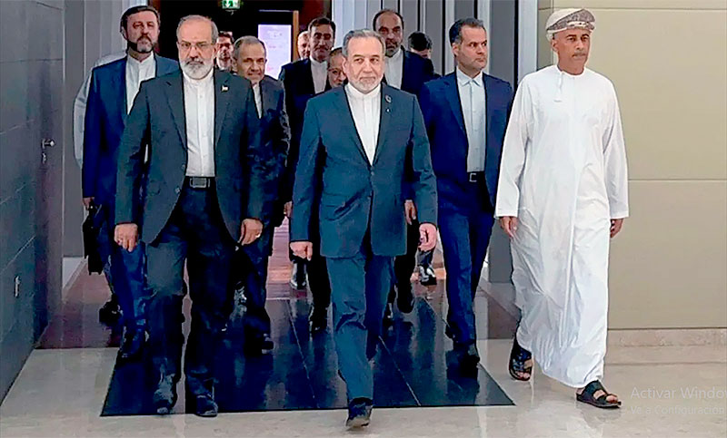 Irán rechaza el «cero enriquecimiento» propuesto por Estados Unidos en la capital de Omán