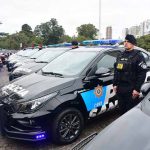 Anuncios para la Policía: la Provincia aumentó frecuencias de transporte y amplió la cobertura en salud mental