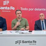 Suplementos salariales, aumento en tarjetas alimentarias y cuidado en la salud mental: plan integral para mejorar las condiciones de la Policía de Santa Fe