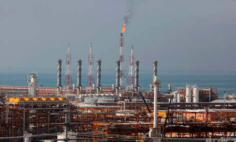 Crece la tensión en Medio Oriente: Irán atacó terminal clave de gas en Qatar y generó graves incendios