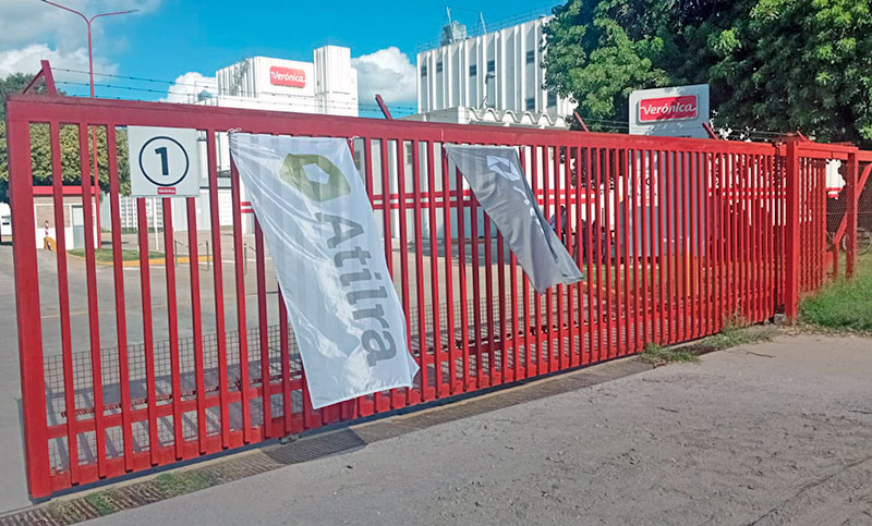 El gremio de los trabajadores lecheros señala que el conflicto en Lácteos Verónica obedece a un lookout patronal