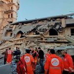 Guerra en Medio Oriente: misiles iraníes impactan en el centro de Israel y Estados Unidos insta a abandonar la región