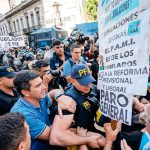 Tensión en el Congreso: incidentes y represión en la protesta de jubilados y personas con discapacidad