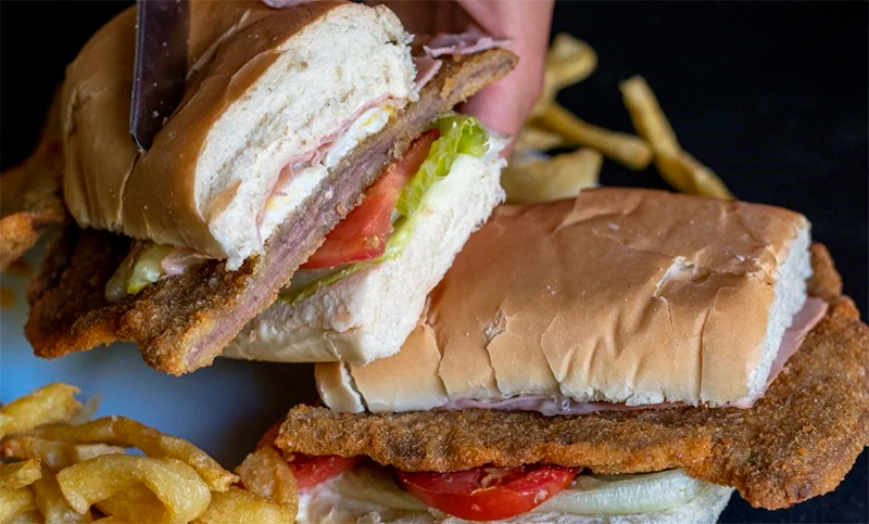 Historias al plato: “¿Cómo lo querís, cómo lo querís?”