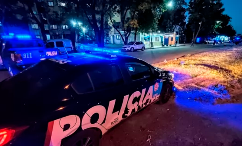 Dos hombres murieron y una mujer permanece herida en balaceras ocurridas en distintos puntos de Rosario