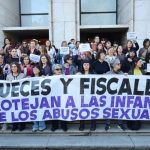 Infancias bajo ataque: protesta en Rosario contra el proyecto de «falsas denuncias» y el silencio judicial