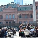 Los docentes de la UBA realizan clases públicas en reclamo de la aplicación de la Ley de Financiamiento Universitario